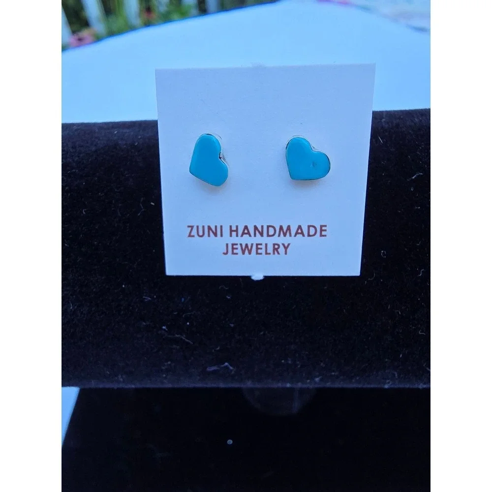 Zuni Handmade Turquoise Heart Stud Earrings Sterling Silver Southwestern Jewelry